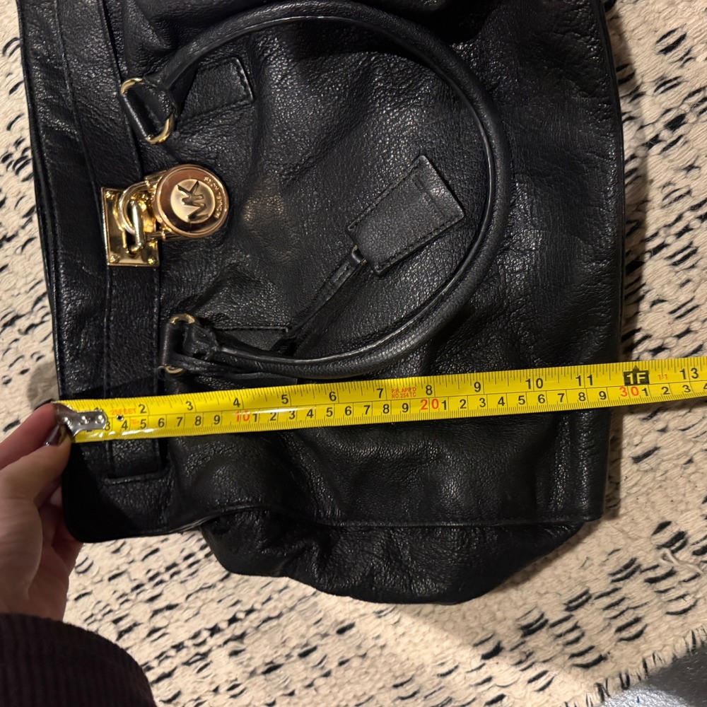 Michael Kors‎ Black Leather Satchel Shoulder Bag Gold Hardware Lock Charm - Picture 10 of 11